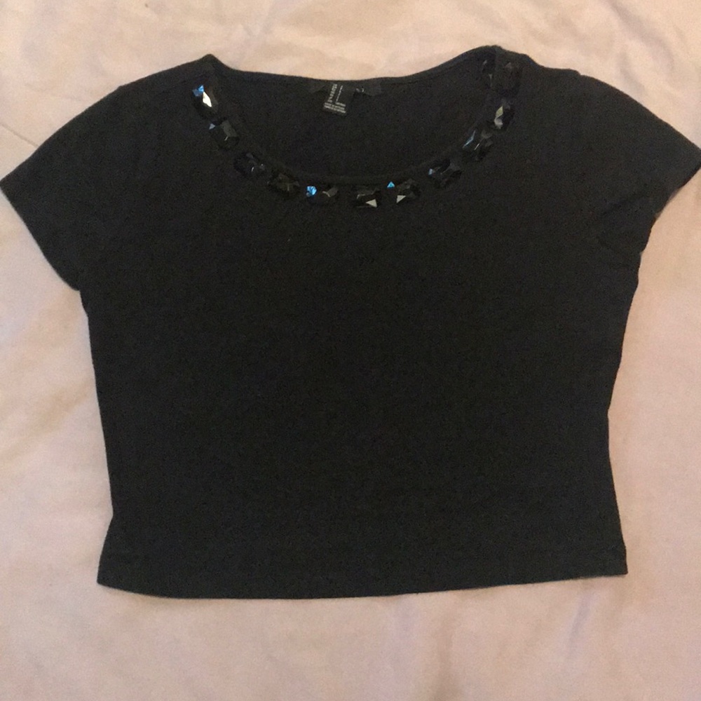 Black crop with jewels
